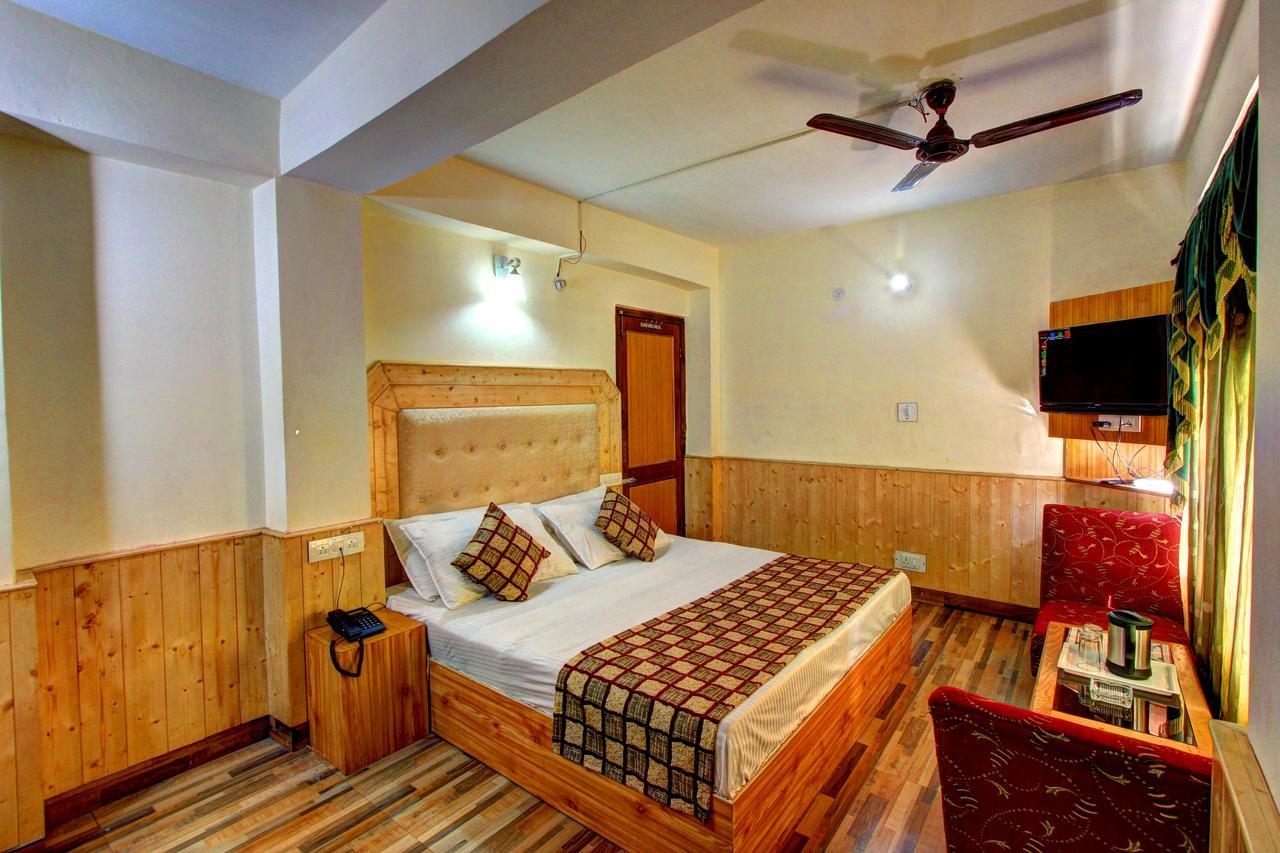 Hotel Highway Inn Manali  Exterior photo